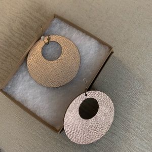 Nickel and Suede rose gold leather earrings